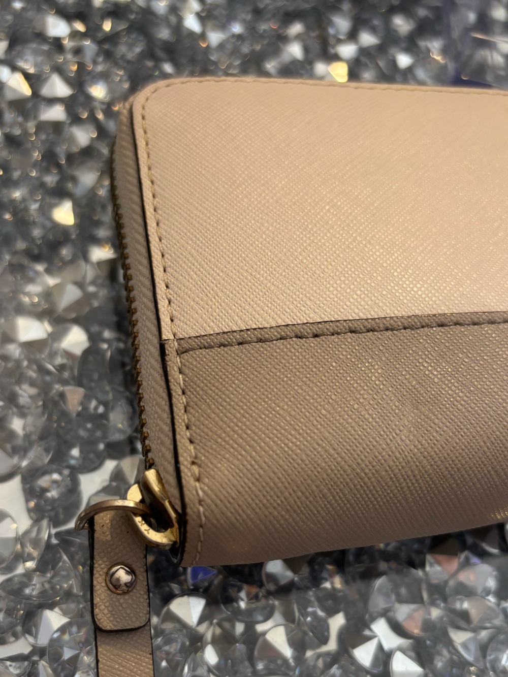 Kate Spade New York Laurel Way or Neda zip-around wallet EUC - Picture 9 of 11